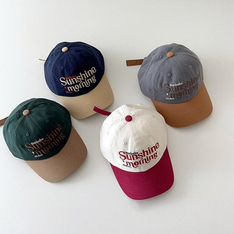 남녀공용 큐트 배색 레터링 볼캡 모자