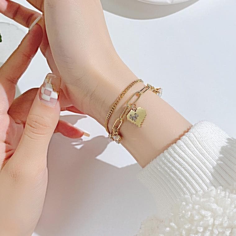 귀여운 학생팔찌 하트 선물 기념일 주얼리 여친선물 데일리 굿즈